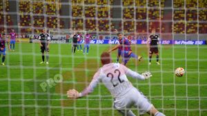  "Să nu râdeți de mine!" INTERVIU cu portarul care a încasat 5 goluri în 13 minute de la Rusescu și Keșeru. Christensen: "De ce să-mi doresc să uit acest meci? E debutul meu în Europa"