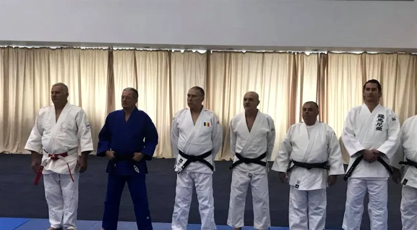 Federația Română de Judo și-a premiat foștii campioni. La festivitate a fost prezent și românul care l-a învins pe Vladimir Putin 