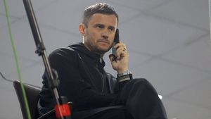 Întâlnire de gradul 0! Andrei Nicolescu i-a băgat în ședință pe arbitrii partidei Dinamo - FC Argeș și le-a reproșat anumite decizii