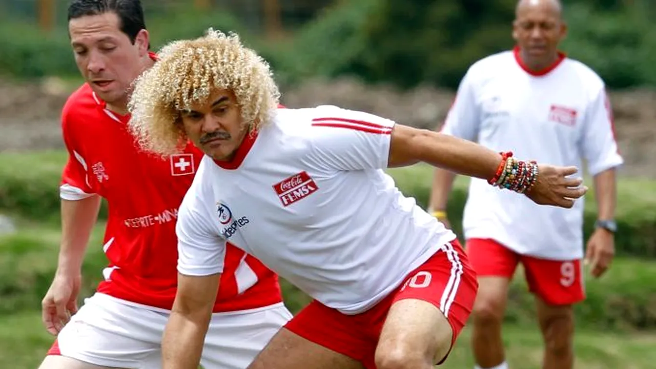 FOTO E neschimbat!** Valderrama joacă fotbal la aproape 50 de ani!