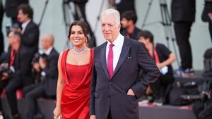 Costurile deplasărilor lui Klaus Iohannis, de peste 22.000.000 de euro, au revoltat-o pe Romina Ferrari, soția miliardarului Piero Ferrari. Verdict dur din 8 cuvinte