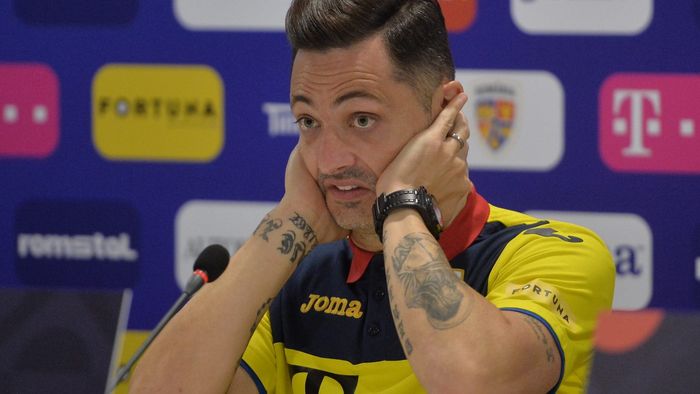 Tiberiu Căpușă, debut de coșmar în tricoul României! Cum „l-a îngropat” pe Rădoi, la doar un minut de la intrarea pe teren