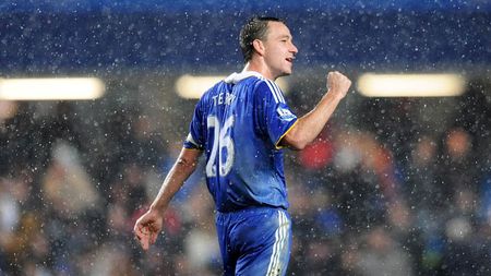 John Terry, umilit de arestarea mamei și soacrei sale