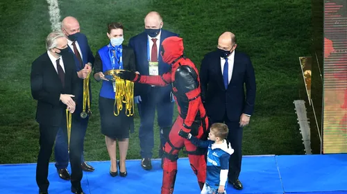 Zenit l-a „transferat” pe Deadpool! Cum a putut să vină îmbrăcat un jucător la festivitatea de premiere după ce a câștigat titlul