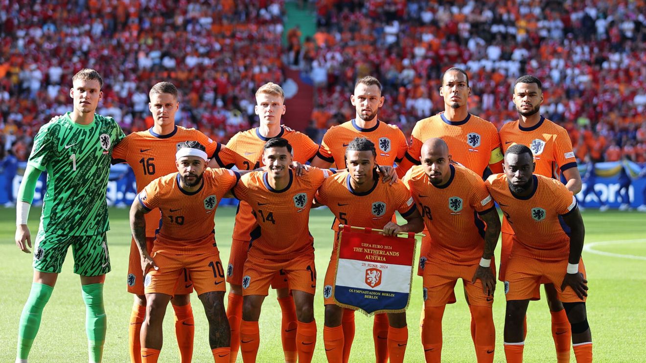 Ce se întâmplă, de fapt, la olandezi înainte de meciul cu România din optimile EURO 2024! A jucat la Ajax Amsterdam şi dezvăluie ce cred adversarii despre români