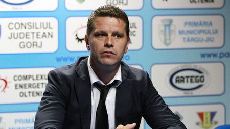Stoican nu e îngrijorat de eșecul cu Pandurii și își pune toate speranțele în meciul cu Steaua: "Va fi un examen pentru toți" | GALERIE FOTO 