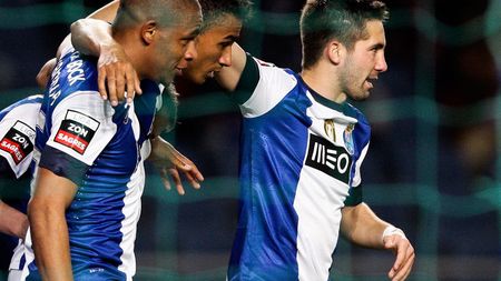 FC Porto, fabrica de bani a Europei! Au cheltuit 6 milioane â‚¬ în 2012, au câștigat 70 în 2013. Suma uriașă obținută din 2004