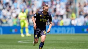 Anunț despre transferul lui Răzvan Marin la PAOK. Echipa lui Răzvan Lucescu a reacționat