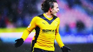 Teixeira poate merge la Steaua!** VIDEO Ce super jucători ia Brașovul în locul portughezului