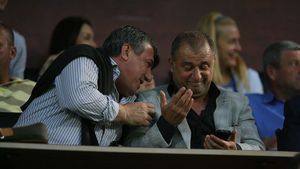 Astea au fost cele mai proaste decizii din istoria recentă a Galatei!** Terim îi ceartă pe șefi că nu au găsit loc pentru un fost star din Liga I