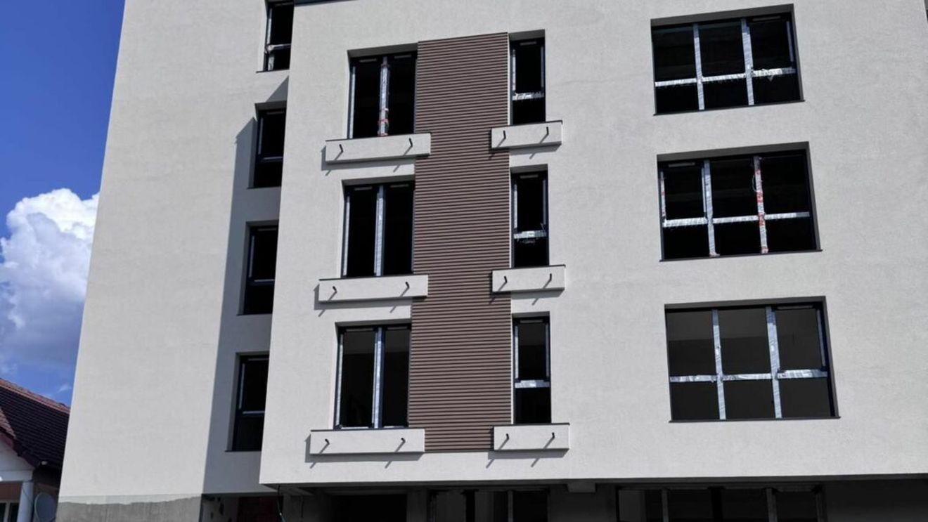 A dat lovitura cu 20 de apartamente în Râmnicu Vâlcea și a încercat un nou tun imobiliar. Realitatea, însă, a fost diferită: „Lumea s-a speriat”