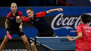 Bernadette Szocs și Ovidiu Ionescu, performanță remarcabilă! Medalie de argint la Campionatul European de tenis de masă