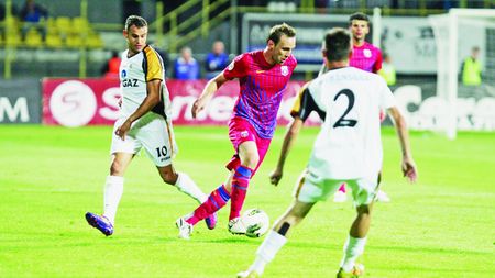 Game over, Martinovic!** Motivul INCREDIBIL găsit de Becali pentru a-l da afară de la Steaua!