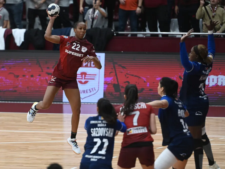 Orlane Kanor a fost cea mai bună marcatoare a Rapidului în acest meci, cu 6 goluri. Sursă foto: Sport Pictures