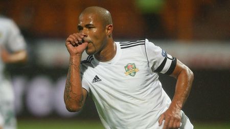 Wesley e pe placul lui Hagi:** "E un jucător complet, un al doilea vârf! Se încadrează perfect în orice sistem"