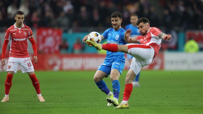 Dinamo - Universitatea Craiova 0-1, în etapa 2 din play-off-ul Superligii. Echipa lui Coelho se impune, deși a jucat o repriză în inferioritate. „Câinii” sunt la al 5-lea eșec la rând