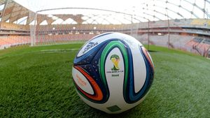 Vânzări record. În doar cinci ore, s-au dat peste două sute de mii de bilete pentru Mondial. Două treimi din meciuri au deja casele închise