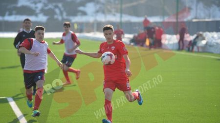 Stoican schimbă sistemul ca să-i facă loc în echipă lui Șerban. Analiza post cu post a "câinilor" după victoria din meciul cu Cernica
