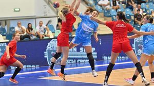 Trofeul „Cupa Craiovei" a revenit gazdelor de la SCM Universitatea, după "finala" cu SCM Rm. Vâlcea. Care au fost superlativele turneului din Bănie