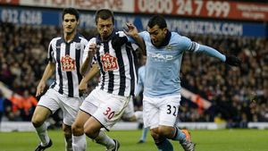 Gabi Tamaș și nopțile de groază din Anglia! Fundașul a elucidat un mister vechi de aproape 10 ani: cum a fost bătut în plină stradă și de ce putea rămâne cu sechele pe viață! „Am căzut, m-am ridicat și am fugit după el”