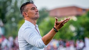 Daniel Pancu dezvăluie ce a discutat cu Mircea Lucescu la antrenamentul Rapidului: ”Nea Mircea nu obosește niciodată”