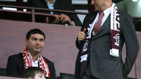 Copos îl dă afară pe Lucescu dacă refuză să viseze:** "Dacă nu luăm titlul, îi dau afară pe toți!"