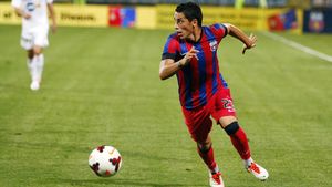 Stanciu, omul meciului cu U Cluj. "Sperăm să câștigăm următoarele meciuri și să ne bucurăm la sfârșit de un nou titlu"