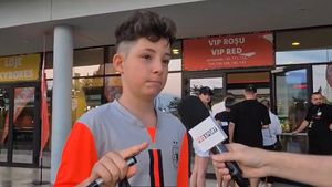 Un copil a venit din Italia pentru a-l vedea pe Juri Cisotti în FCSB - Drita: „Vreau să îmi dea tricoul lui”