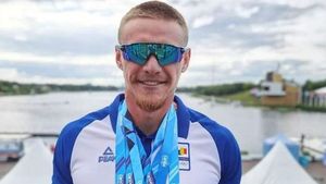 Canoistul Cătălin Chirilă se antrenează ca un spartan în Turcia. Antrenorul Florin Popescu a explicat cât de dificilă este pregătirea: „Am mărit numărul de kilometri” | EXCLUSIV