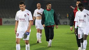 "E mâna lui Gigi!"**