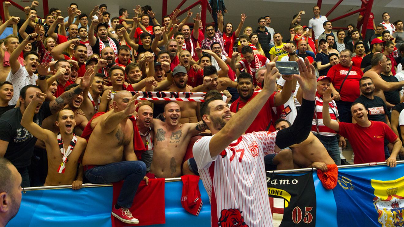 Dinamoviștii - "Suporterii săptămânii" în handbalul european. EHF, impresionată de atmosfera de la meciul Dinamo - Zaporojie, din Liga Campionilor