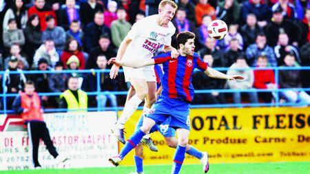 Accidentări stupide în Ghencea!** Tănase rupt la duș, Răduț în fotoliu