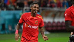 Luis Phelipe ar putea prinde un transfer incredibil în Superliga! Ce antrenor l-a sunat pe fotbalistul de la FCSB, după ce brazilianul a intrat în dizgrația lui Gigi Becali: „A vorbit mult cu el”. VIDEO