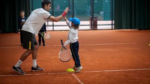 WANTED | 130 de copii se vor lupta pentru 25 de stagii de tenis. Selecție municipală la Stejarii Country Club. Cum se fac înscrierile