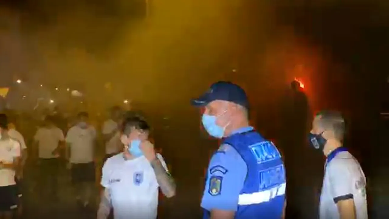 Atmosferă incredibilă la Stadionul „Ion Oblemenco”, după Craiova - CFR! Ce au făcut suporterii din Bănie, după ce echipa preferată a pierdut campionatul | VIDEO