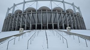 Imagini fabuloase cu Arena Națională la FCSB - PAOK sub cod galben de ninsoare viscolită! Cum arată gazonul cu 72 de ore înaintea partidei din Europa League. EXCLUSIV