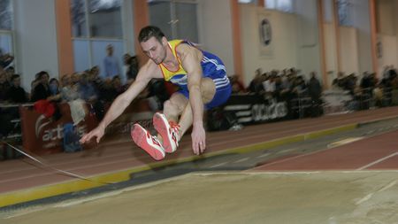 22 de sportivi la Atena