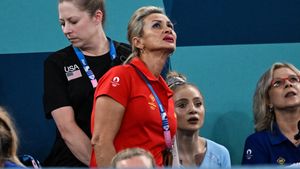 „S-a închis în cameră şi plânge!”. Mama Sabrinei Voinea a dezvăluit că gimnasta e distrusă şi a cedat psihic