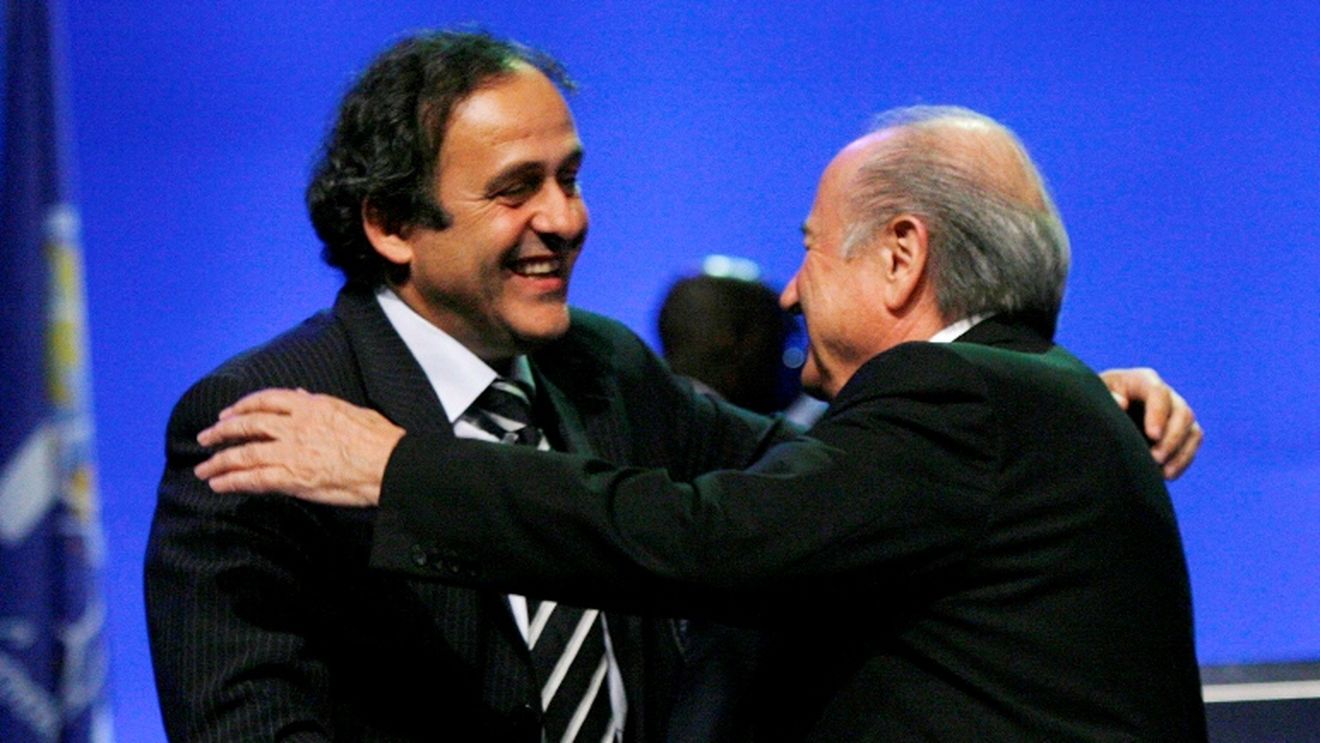 Platini va candida pentru al doilea mandat la șefia UEFA!** Blatter: "E un pas normal în cariera sa!"