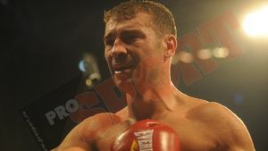 Lucian Bute și-a apărat pentru a 8-a oară titlul mondial IBF:** "Urmează unificarea centurilor și o să o fac anul viitor! Vă promit asta! Aveți încredere în mine!"
