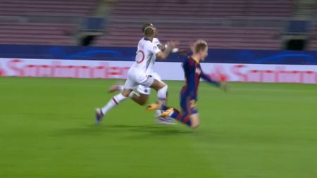Barcelona, coșmar pentru Kurzawa! Francezul, o nouă gafă după autogolul de acum patru ani! Messi, gol din penalty | FOTO&VIDEO