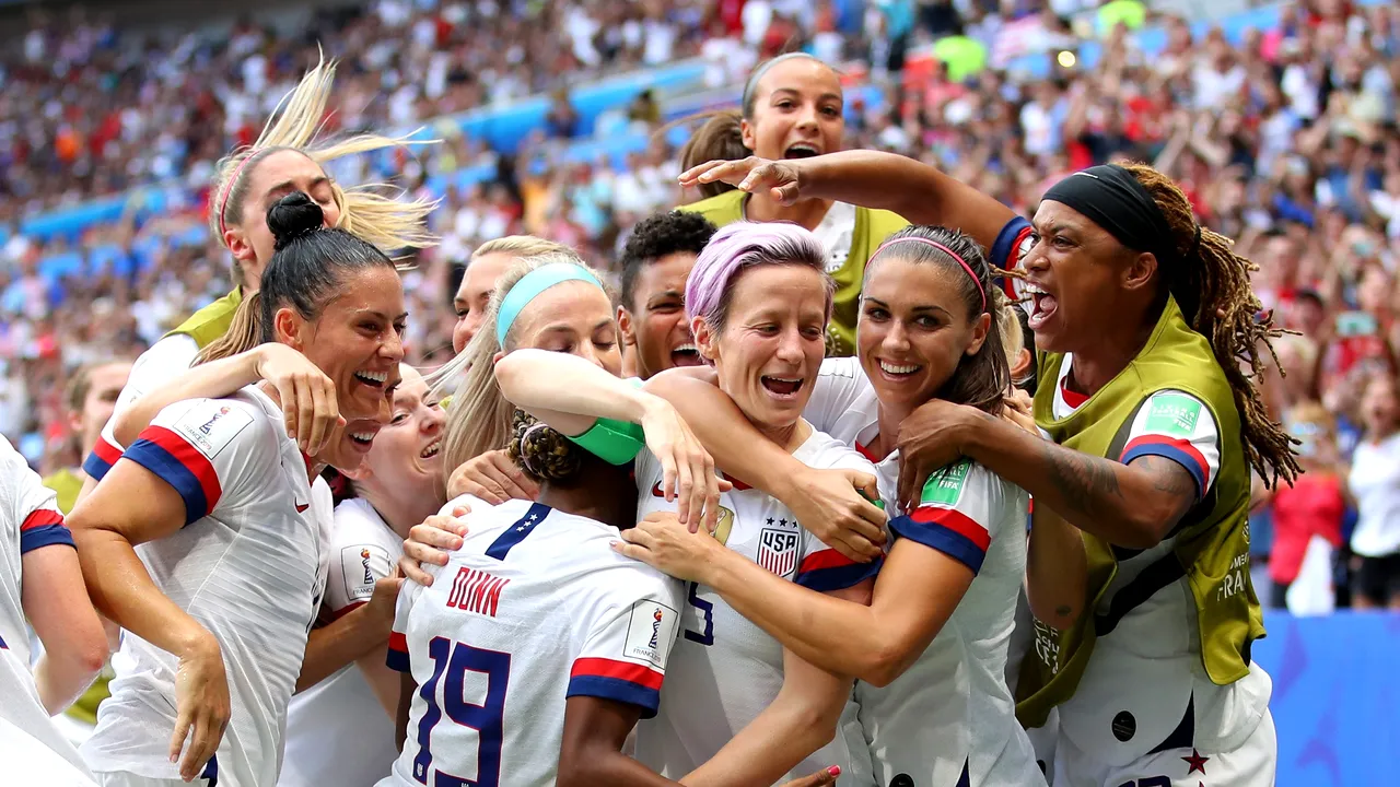 SUA, campioană mondială la fotbal feminin pentru a patra oară! Ce recorduri au doborât americancele