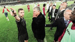 TAS a decis: "U" Cluj - CFR Cluj se rejoacă, așa cum a stabilt LPF! Mureșan: "Nu e corect, dar mă așteptam"