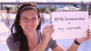 "Cine este super-femeia din viața ta?" VIDEO Simona Halep, vedetă în campania WTA. Ce răspuns a dat