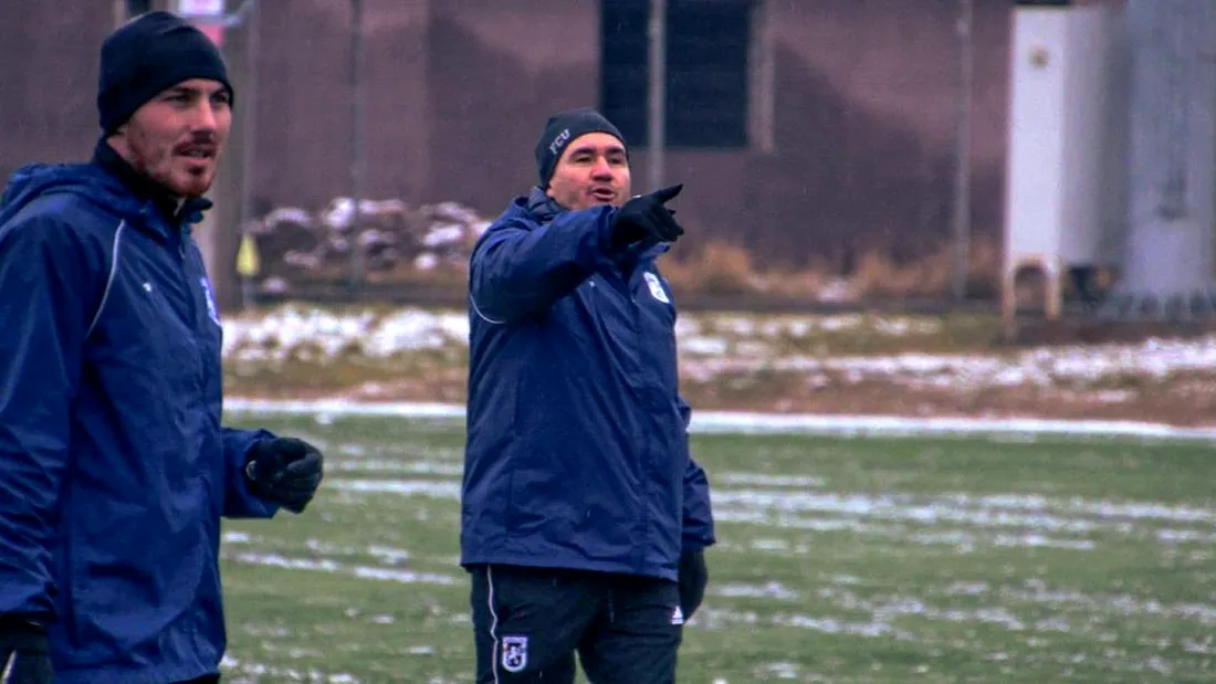 Ovidiu Stângă, totul despre primul contact cu ”FC U” Craiova. Cum vede lupta la promovare, cum i-a găsit pe jucători după schimbările de antrenori și baza sportivă modernă de care va dispune liderul Ligii 2