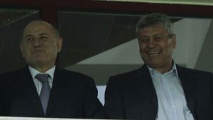 Lucescu îi trage de urechi pe rapidiști: "Au făcut o mare greșeală când l-au obligat pe Copos să plece! L-au făcut mult să sufere"