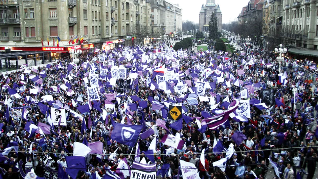 10.000 de fani timișoreni au protestat în Piața Operei