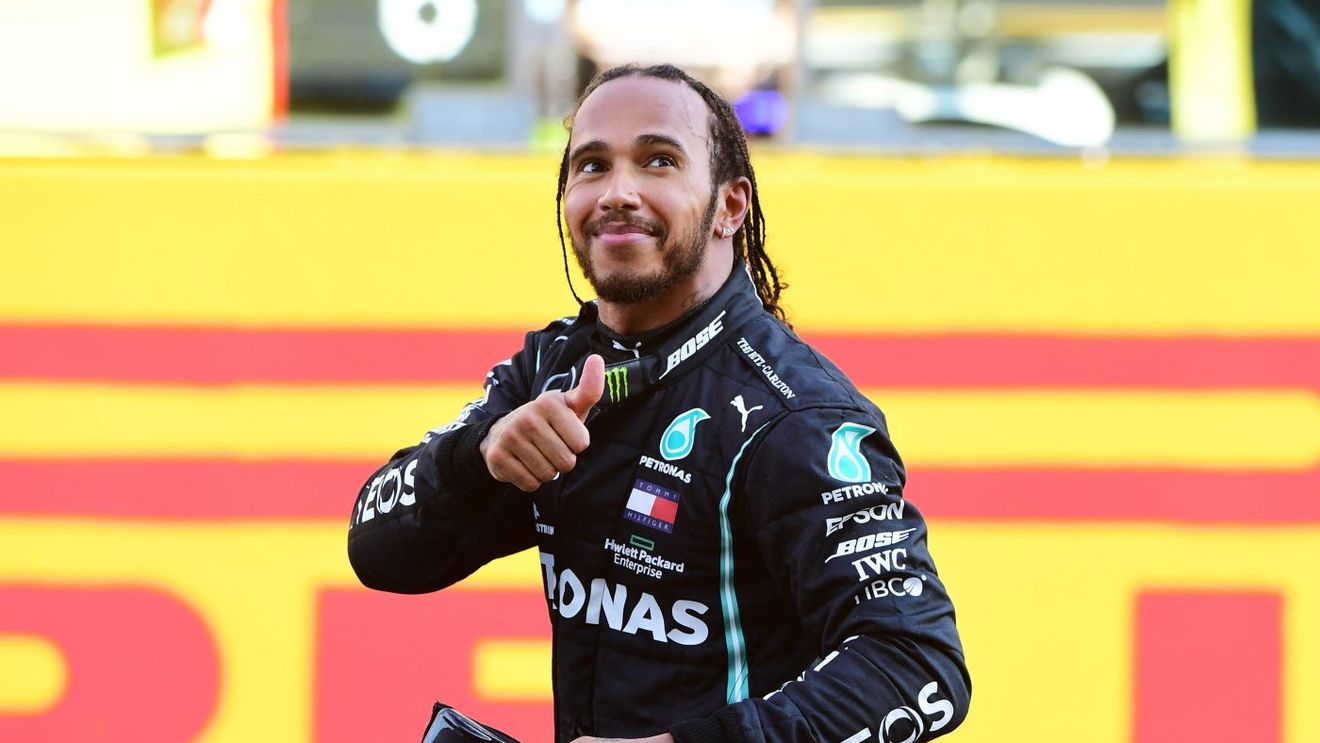 Cum arată vila lui Lewis Hamilton din Los Angeles. Costă 13,8 milioane de euro și are infinity pool