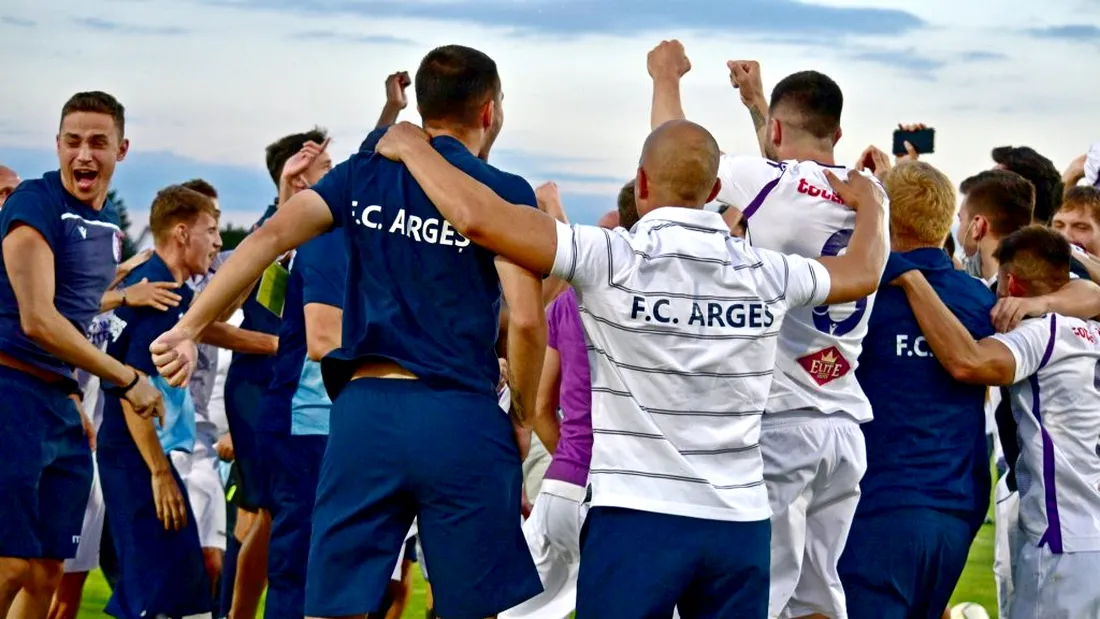 Campionii FC Argeș a perfectat primul transfer după promovarea în Liga 1. Piteștenii au adus un atacant de la echipa de unde l-au luat și pe Georgian Honciu