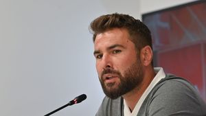 Adi Mutu cumpără tot ce vrea din Superliga! I-a plătit clauza lui Tamas şi fundaşul a semnat cu Neftchi